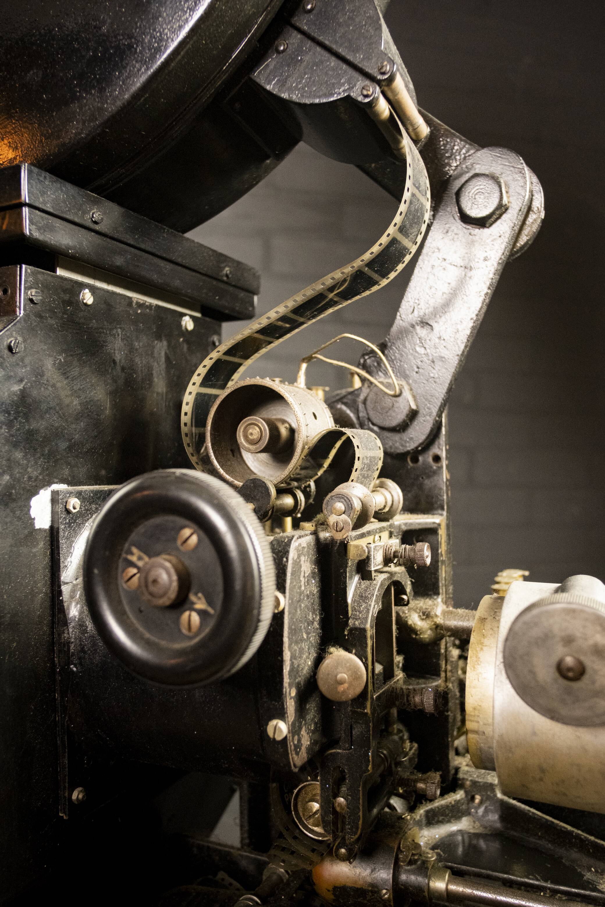 Antique cinema/theatre Film projector