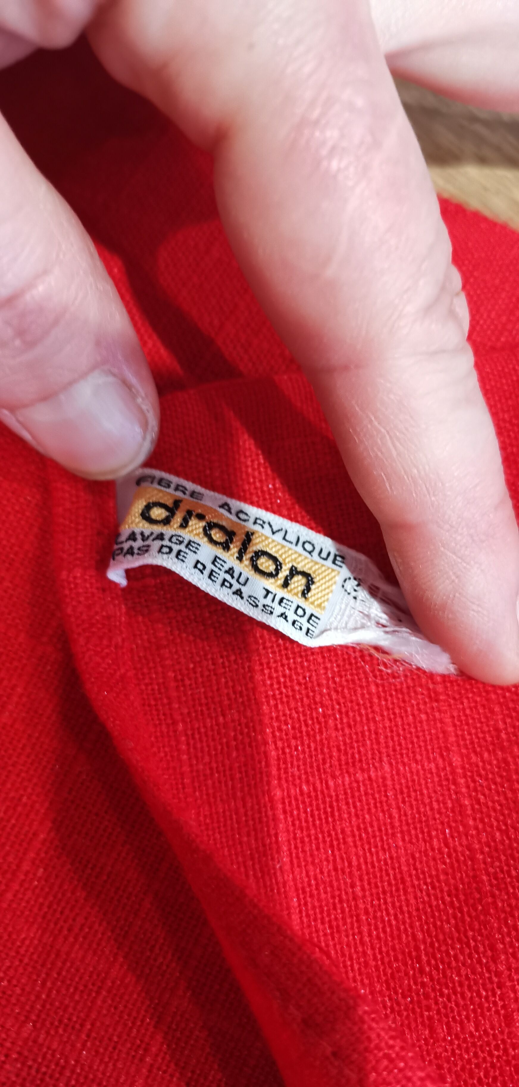 Old rectangular Basque red tablecloth and 12 matching Dralon towels