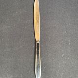 12 "Apollonox" fruit knives on silver metal support