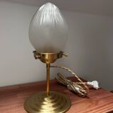 Vintage globe shell table lamp