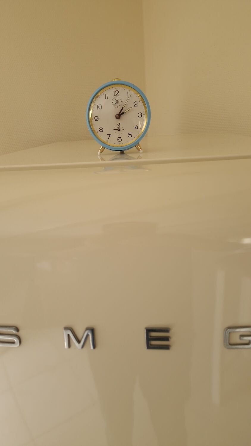 Réveil Jaz bleu vintage