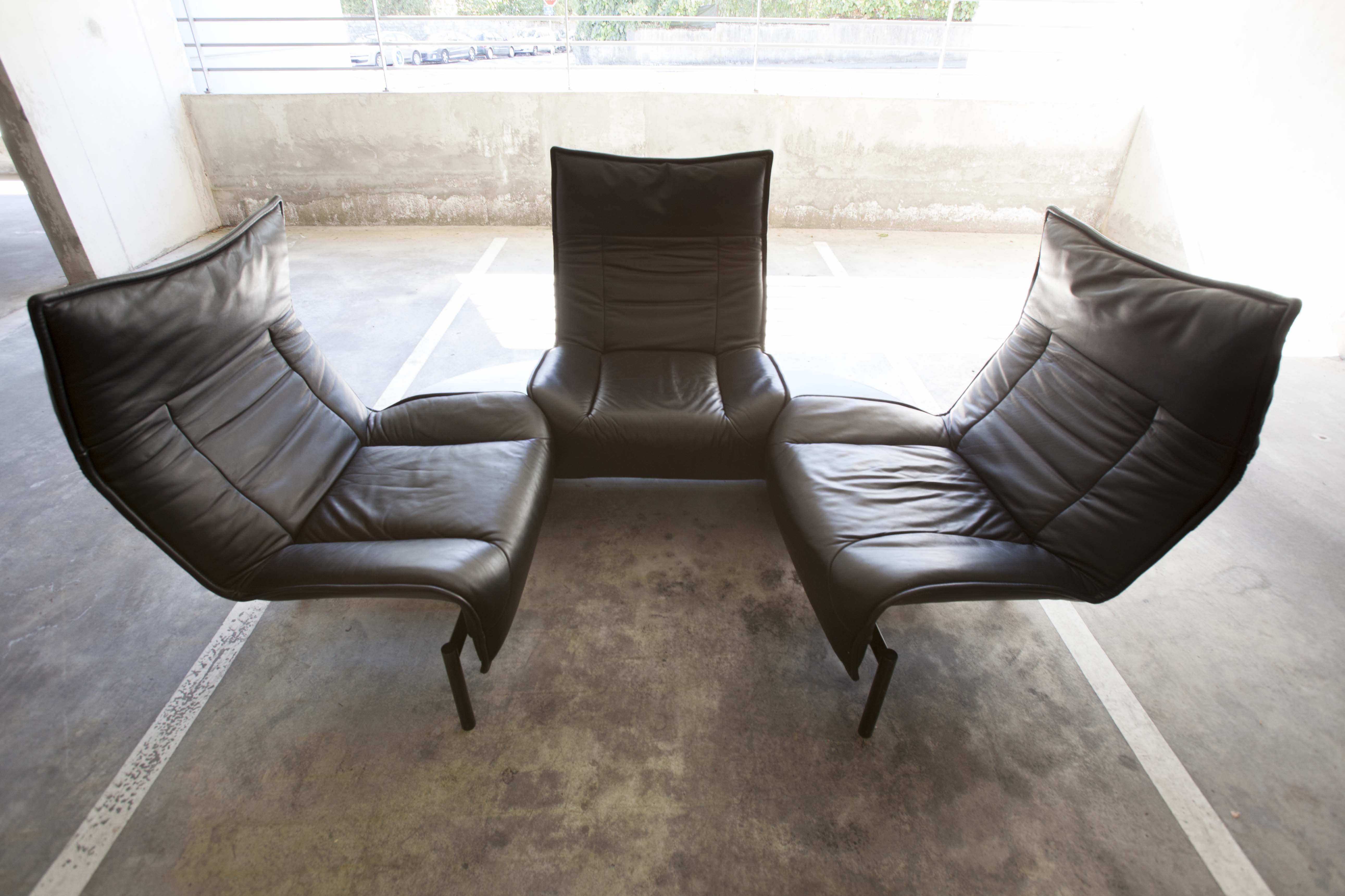 Leather sofa model "Veranda" Vico Magistretti for Cassina