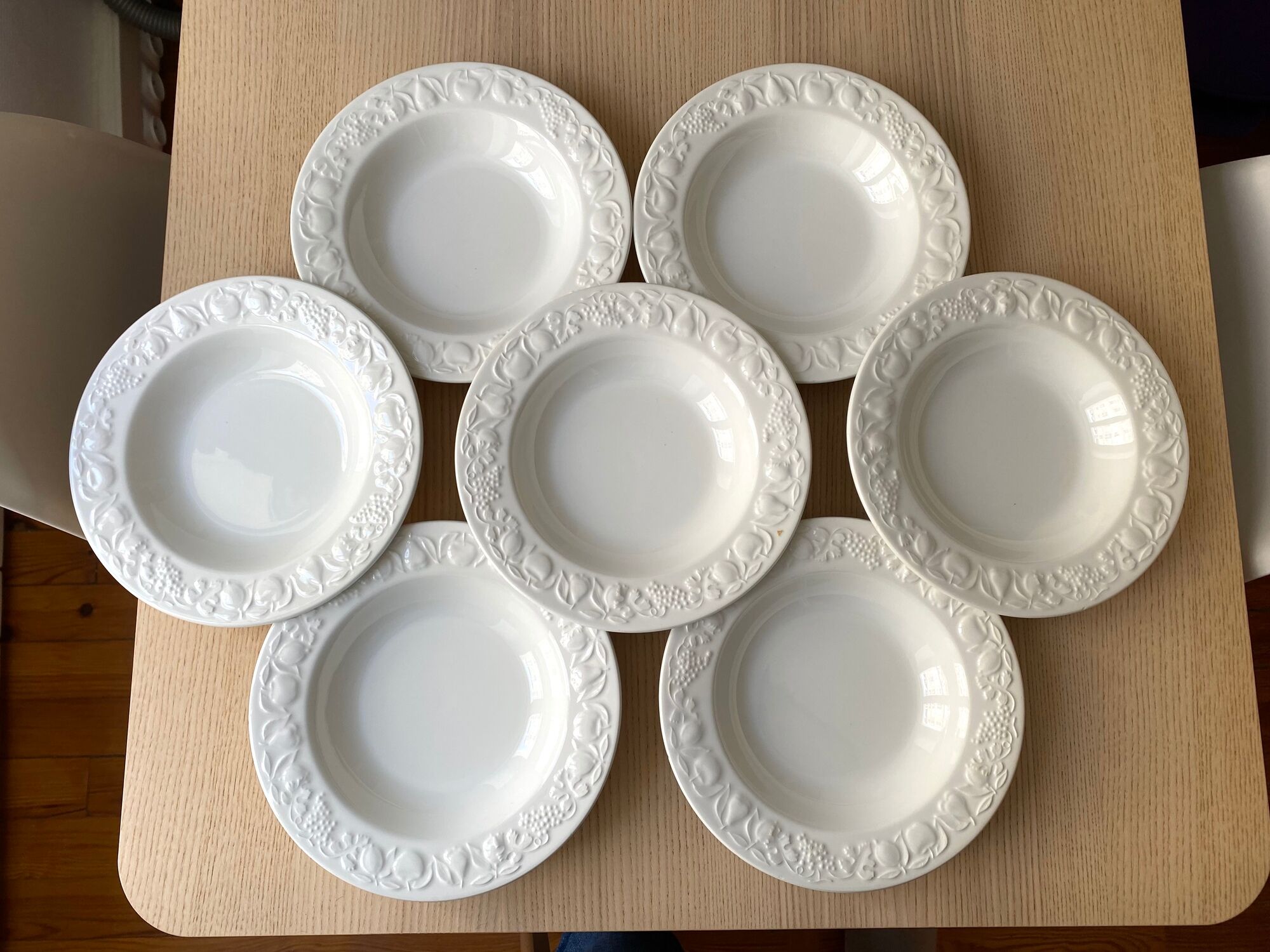 Lot De 7 Assiettes Silicone Bébé Thème Astronaute - Set Complet Alimentation Bébé - Ventouse Antidérapante