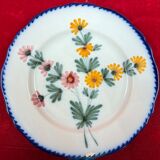 pair of flowered plates Saint Clément
