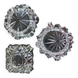 3 glass ashtrays