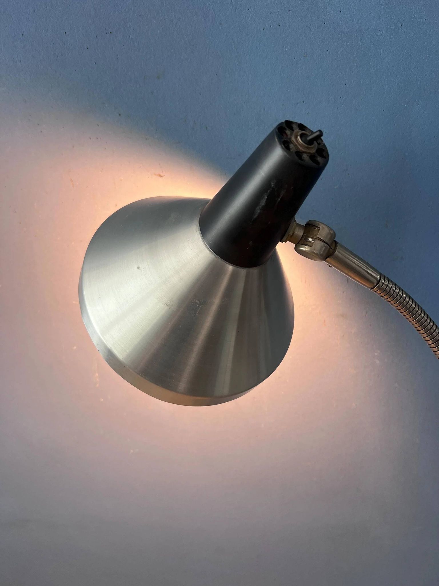 Vintage black metal floor lamp Anvia