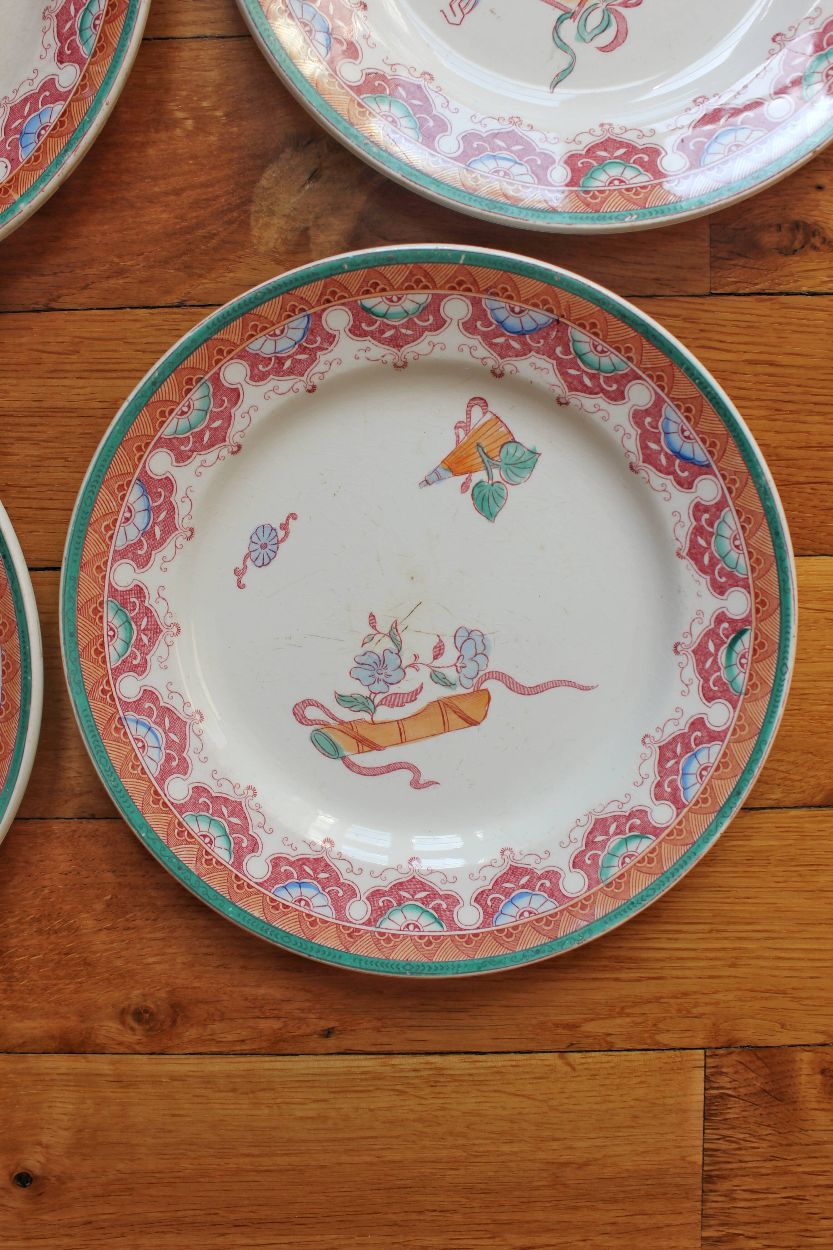 4 polychrome ironstone dessert plates, "Chinese" model, U&C Sarreguemines