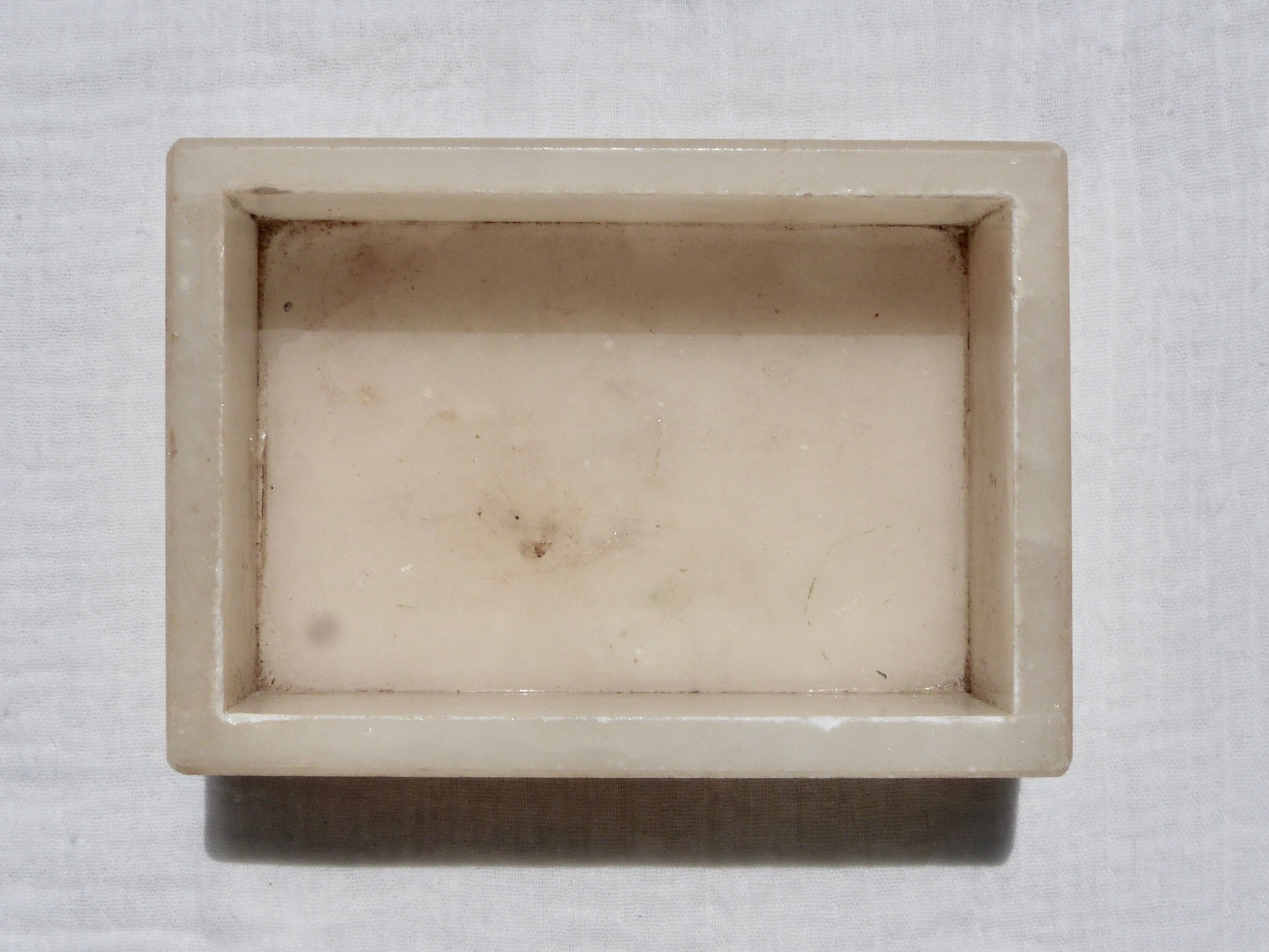 Onyx stripe box