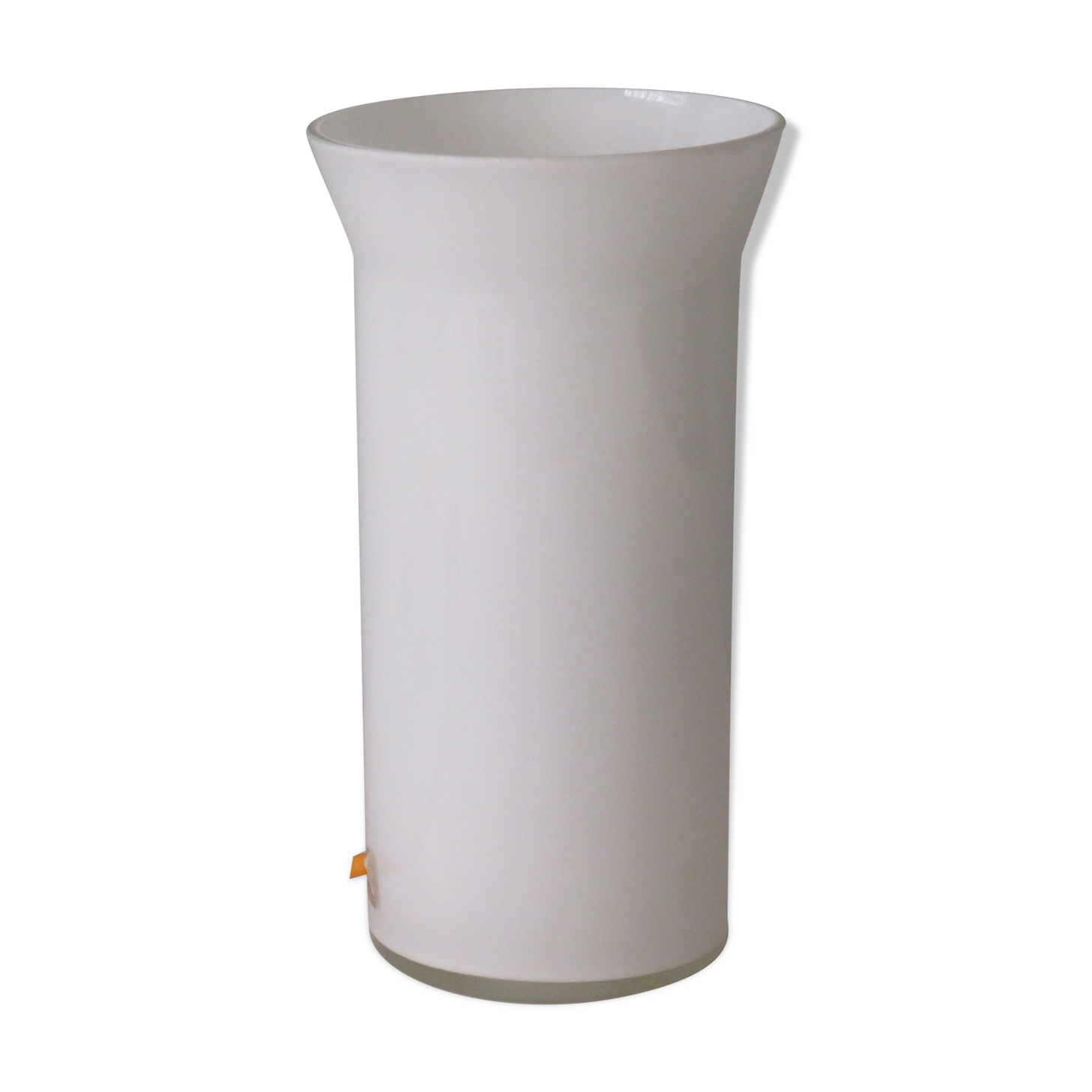 Memphis style white opaline cylindrical table lamp, 1970-1980