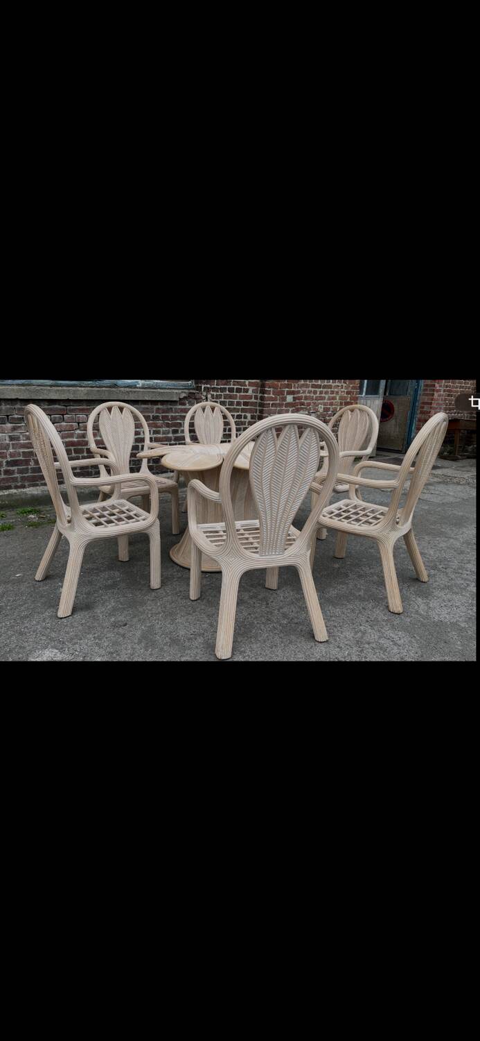 Hollywood Regency dining room rattan bamboo