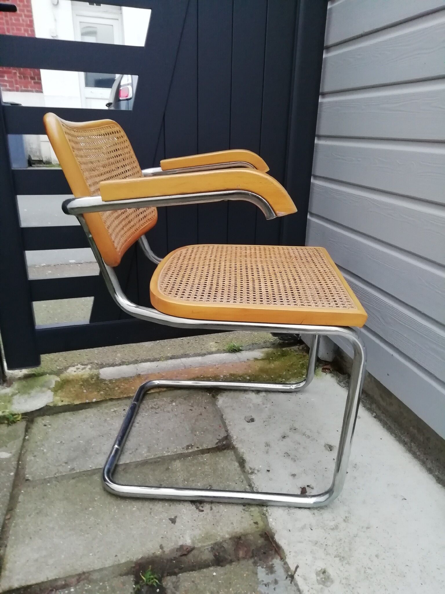 Amrchair B64 by Marcel Breuer