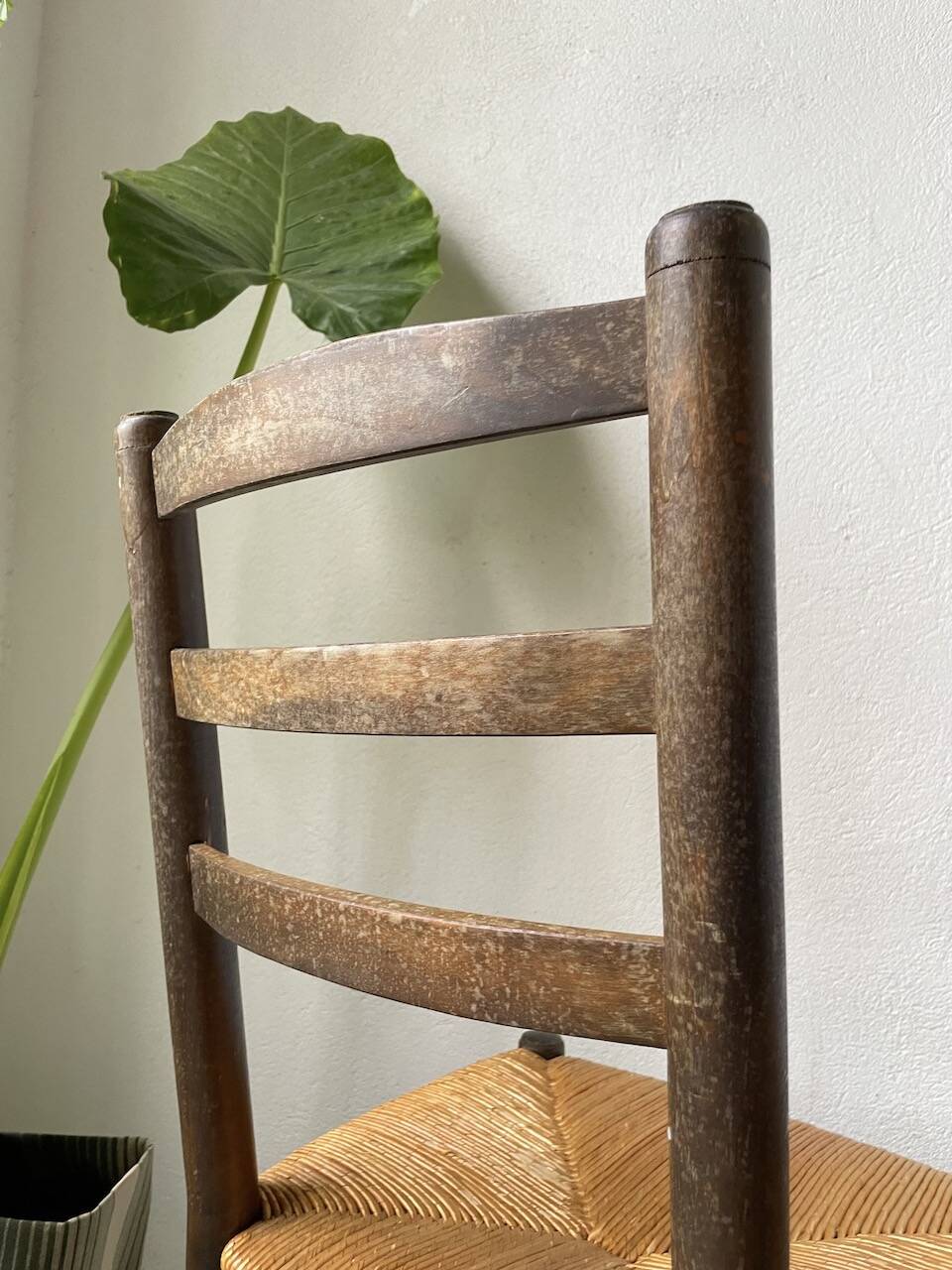 Set of 4 straw chairs from the 50s Dudouyt