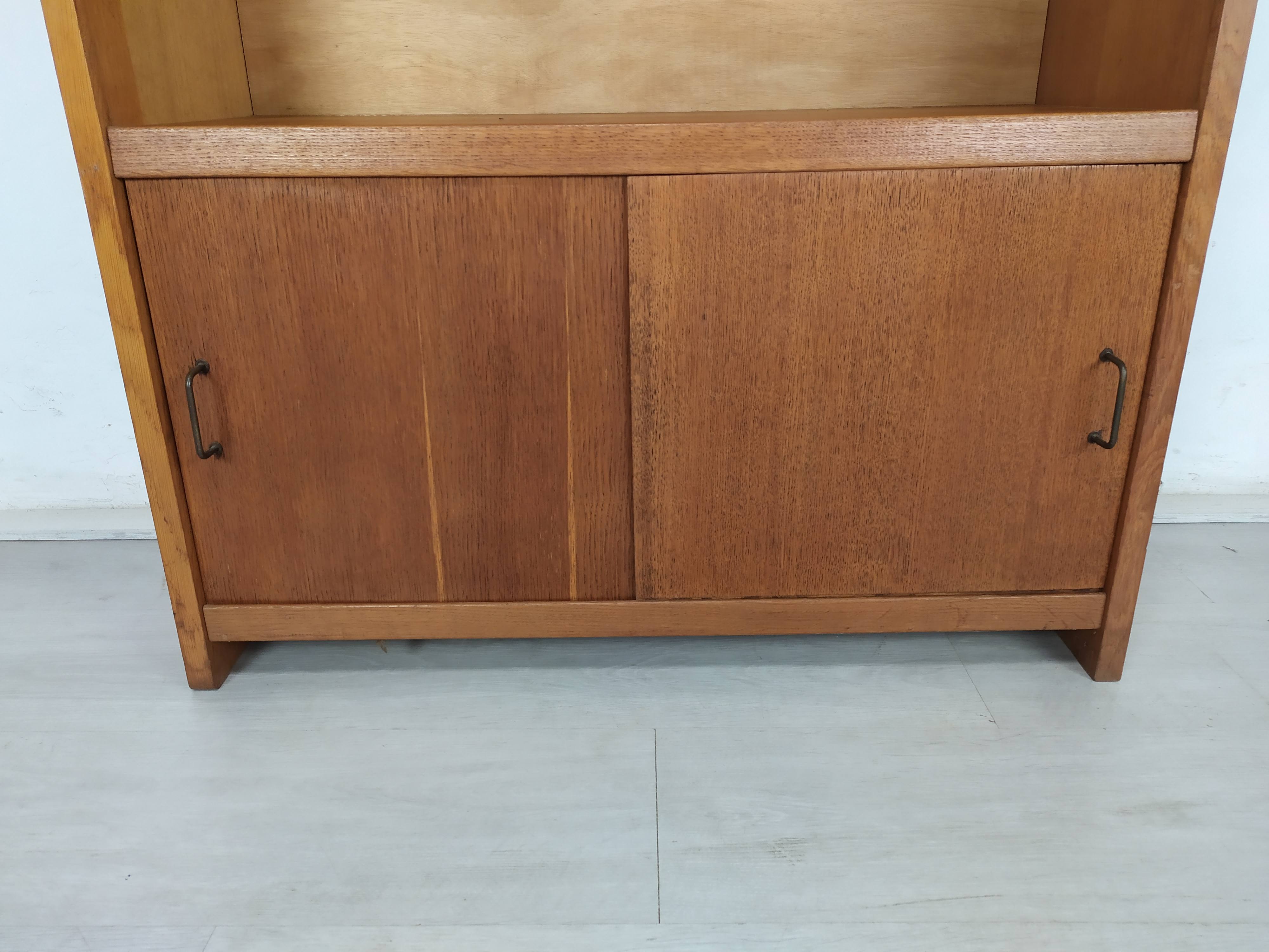 Vintage shelf sliding doors