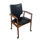 Fauteuil à roulettes scandinave en teck et skaÏ noir 1950 vintage