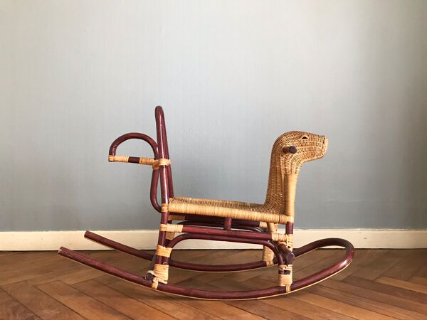 Cheval à bascule en rotin et bambou