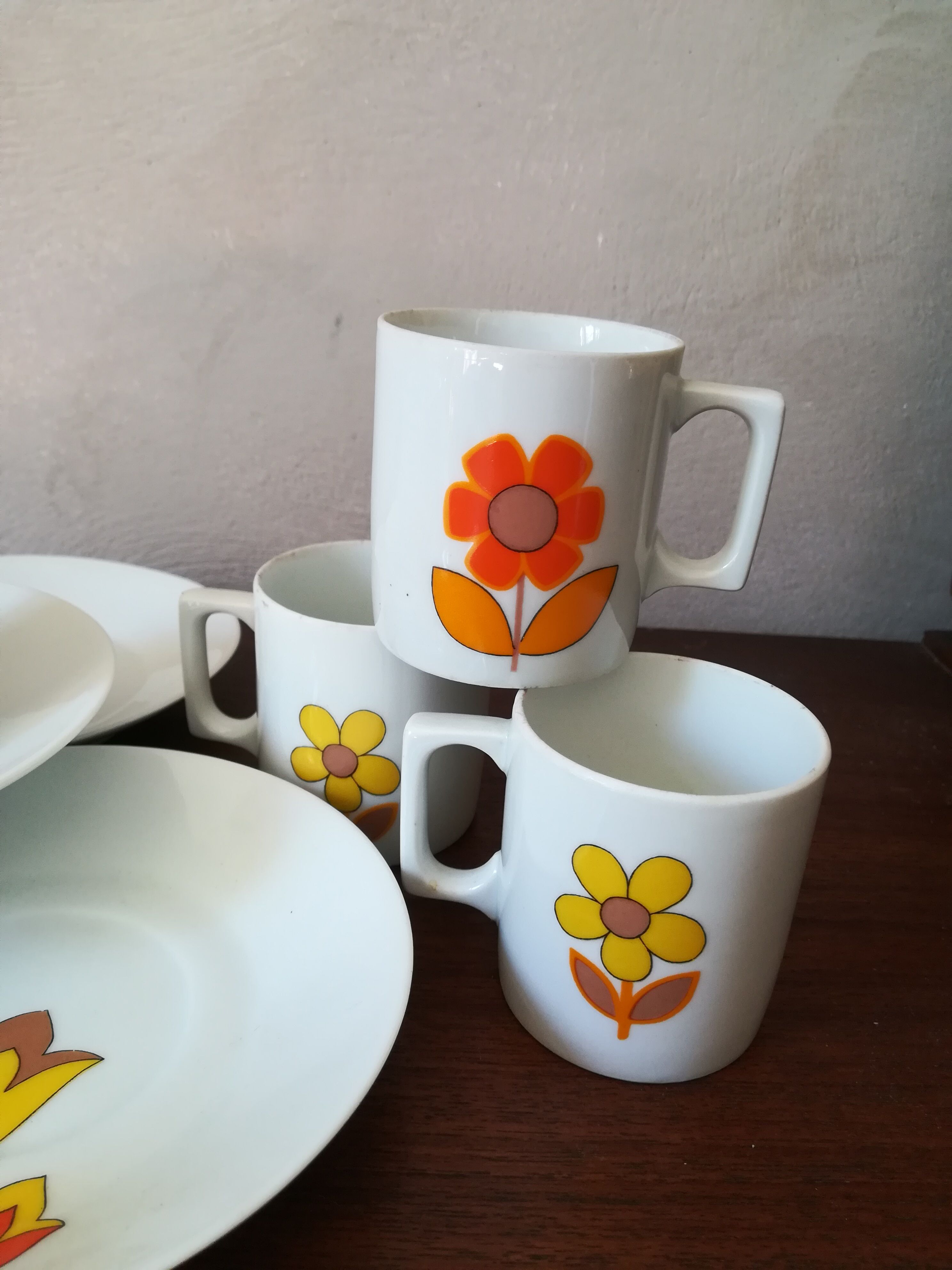 5 porcelain espresso cups
