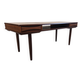 Modernist teak coffee table by Arne Vodder for Dyrlund, Denmark 1960.