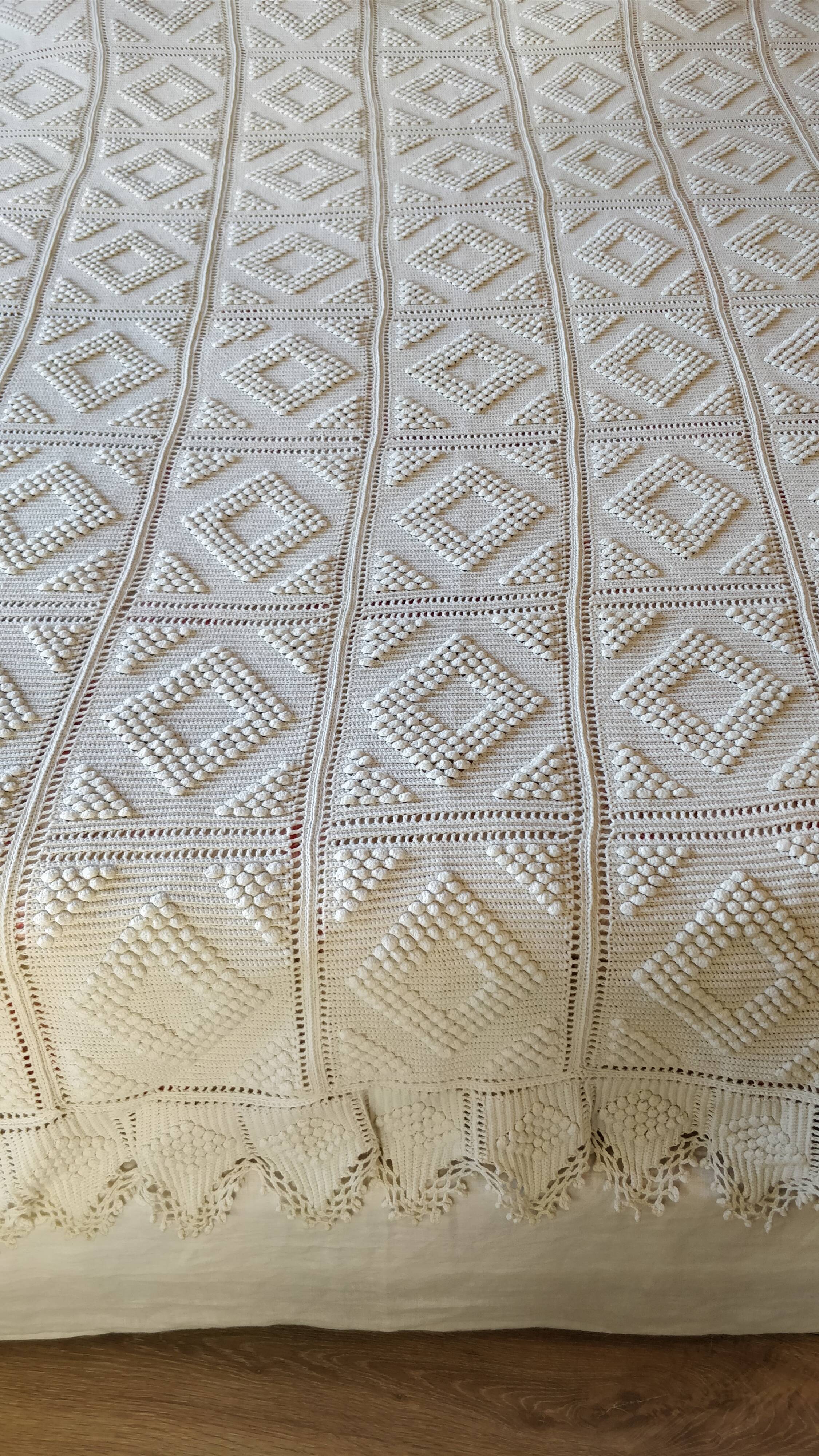 White crochet bed cover