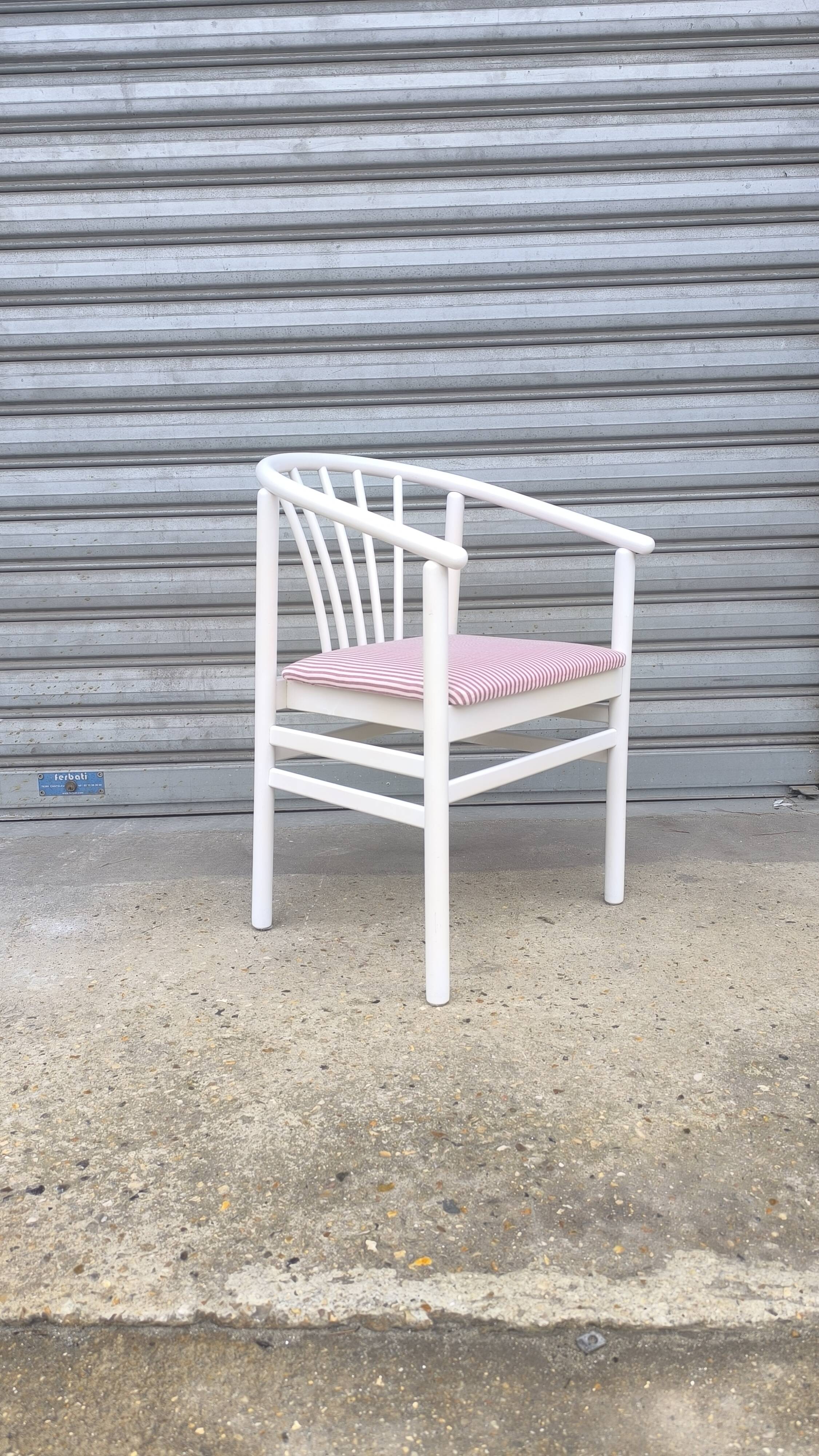 Italian armchair from the 80s