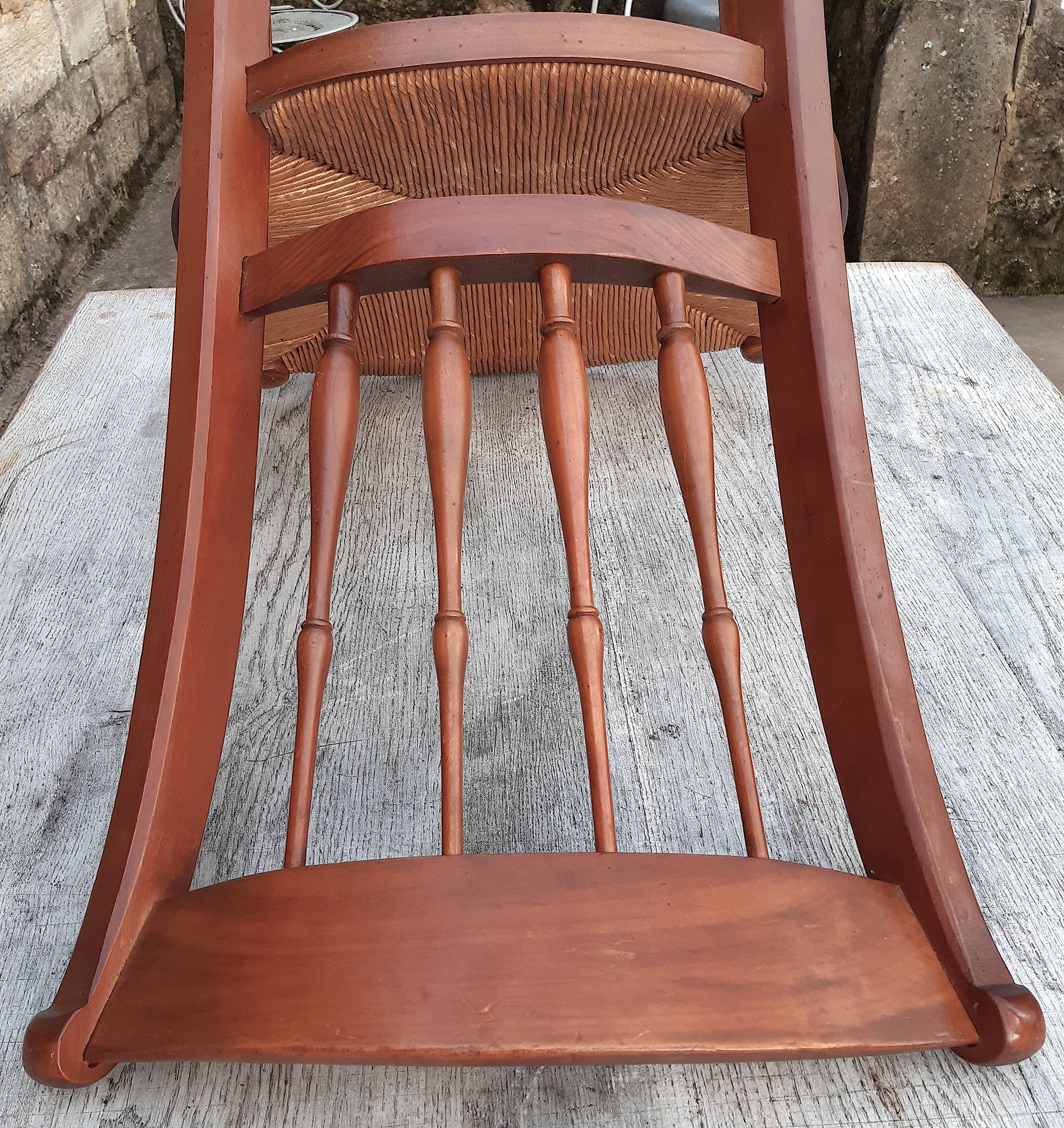 4 chaises paillées Louis-Philippe en bois fruitier
