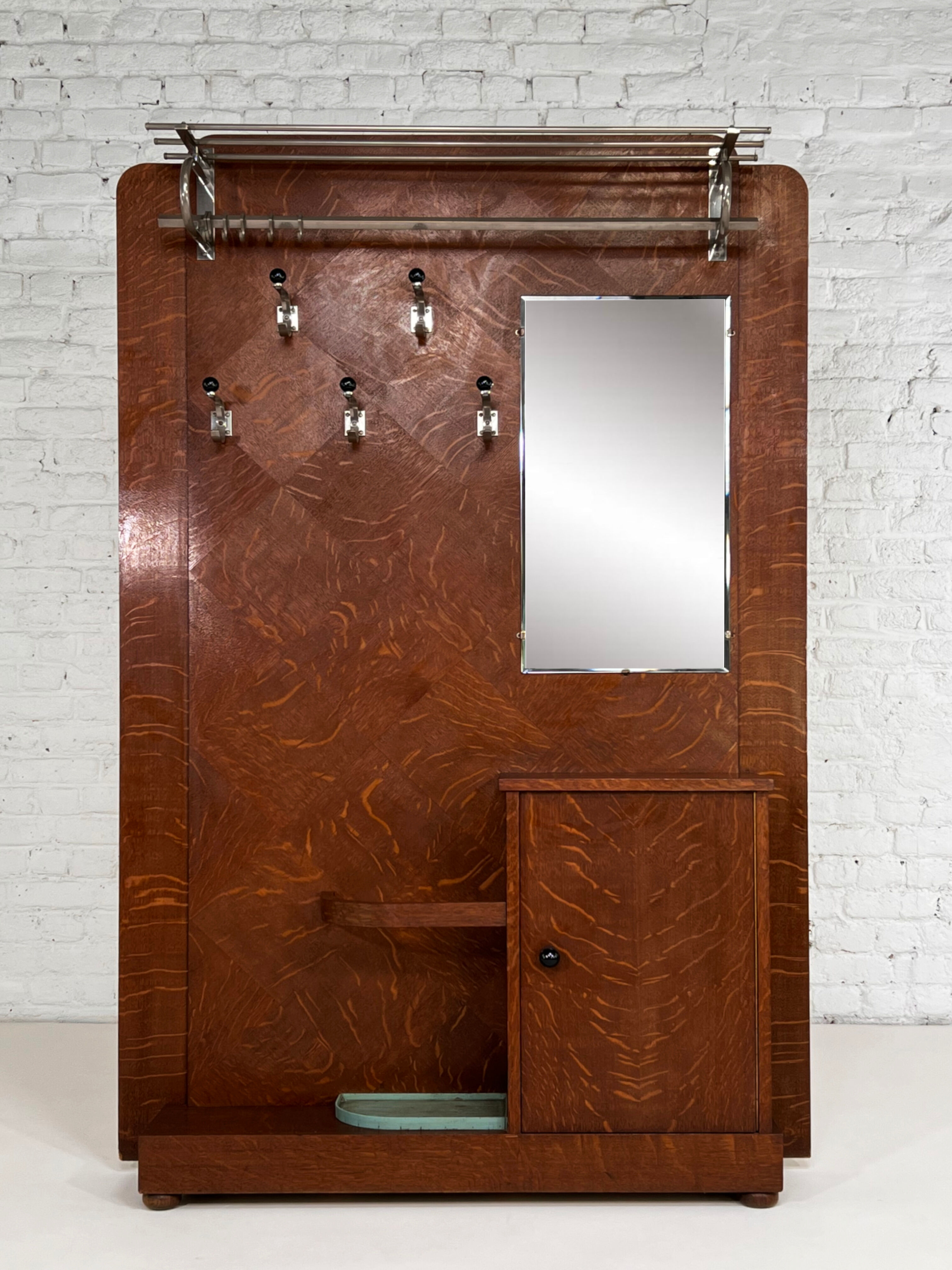 Porte-manteau vestiaire d'entrée Art Deco en bois, métal et miroir