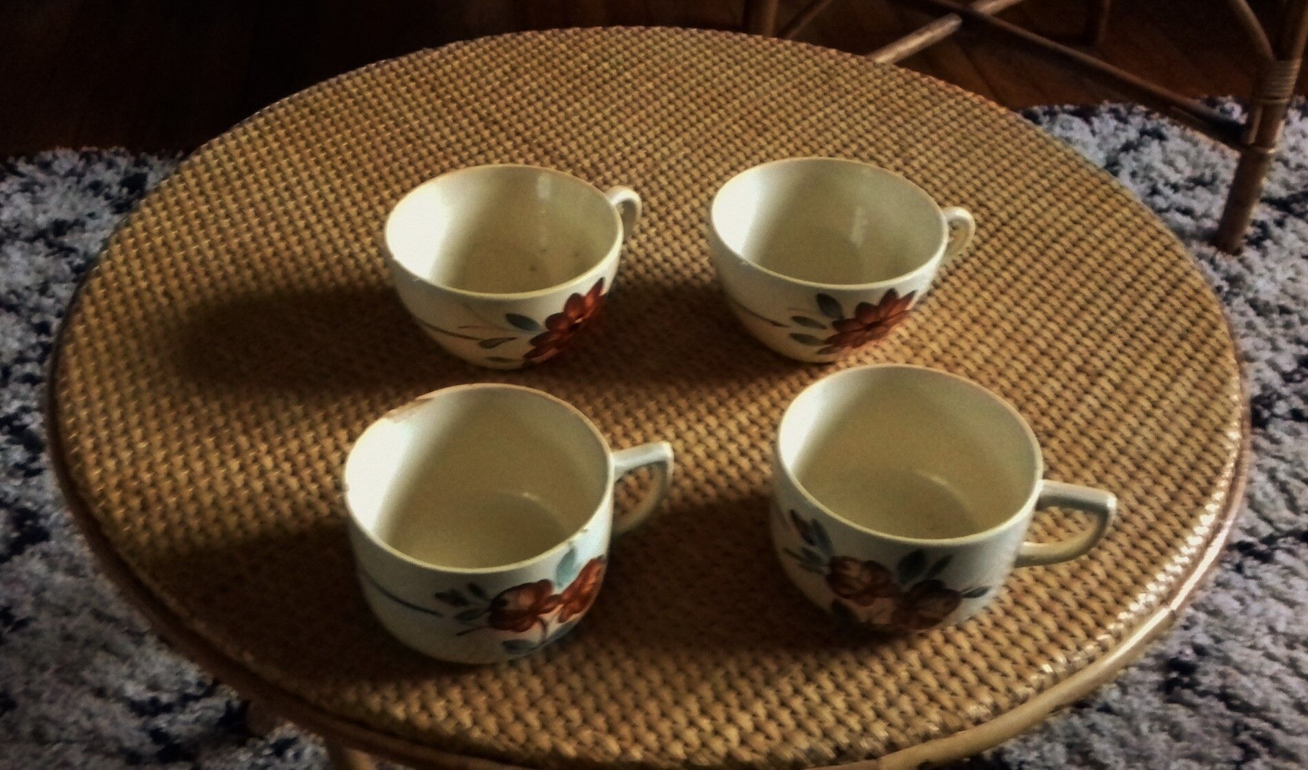 Lot 4 teacups Digoin Sarreguemines
