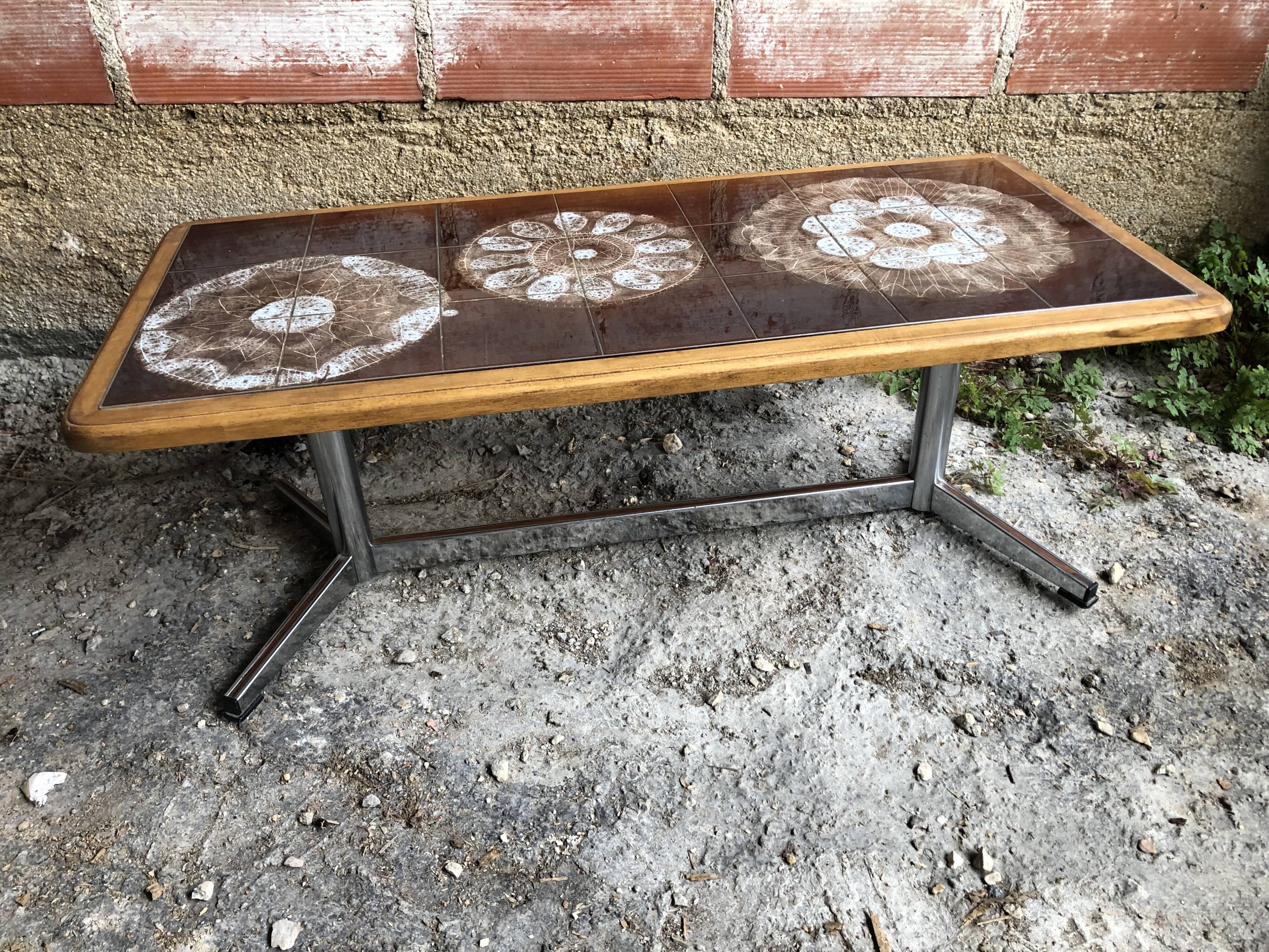 Coffee table with chrome legs and ceramic & wood top, vintage 70s