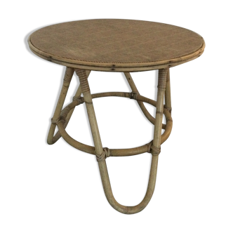 Rattan table