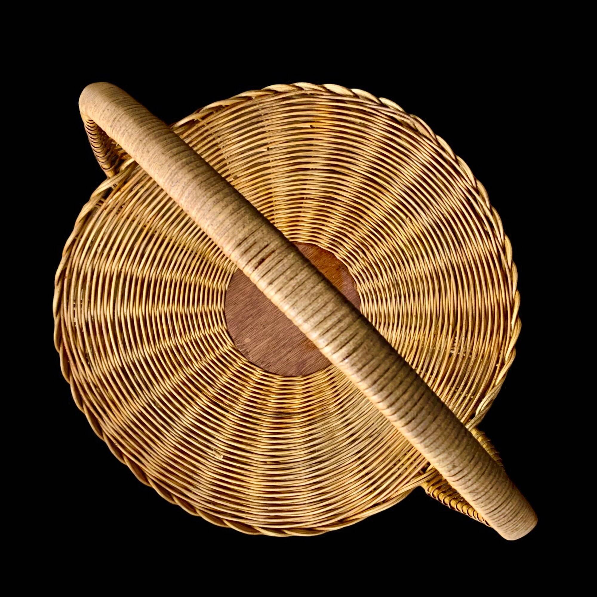 Antique large round wicker and bamboo presentation basket - diameter: 59 cm
