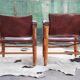 Paire de chaises du milieu du siècle