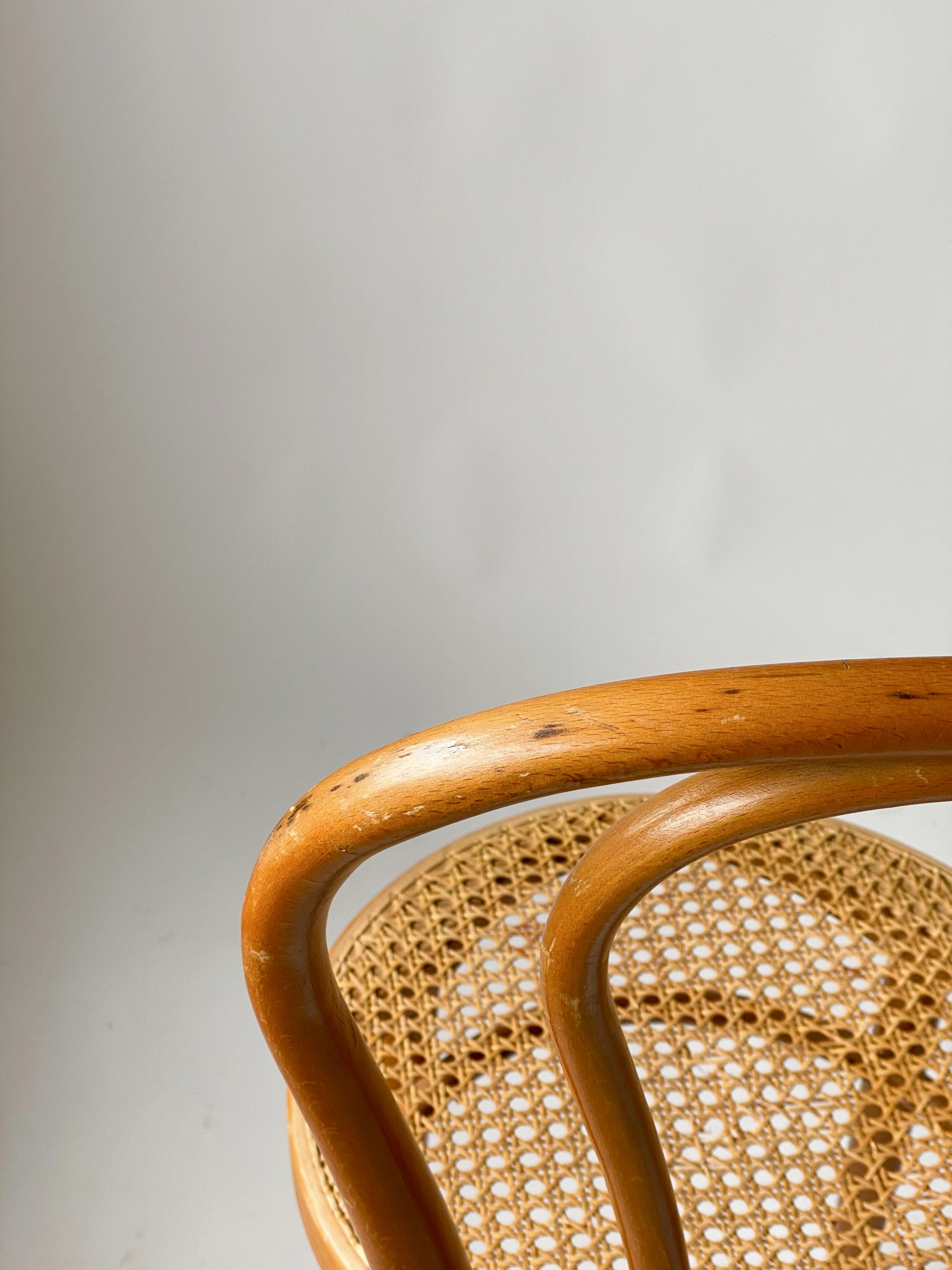 Pair Chairs bistro canage