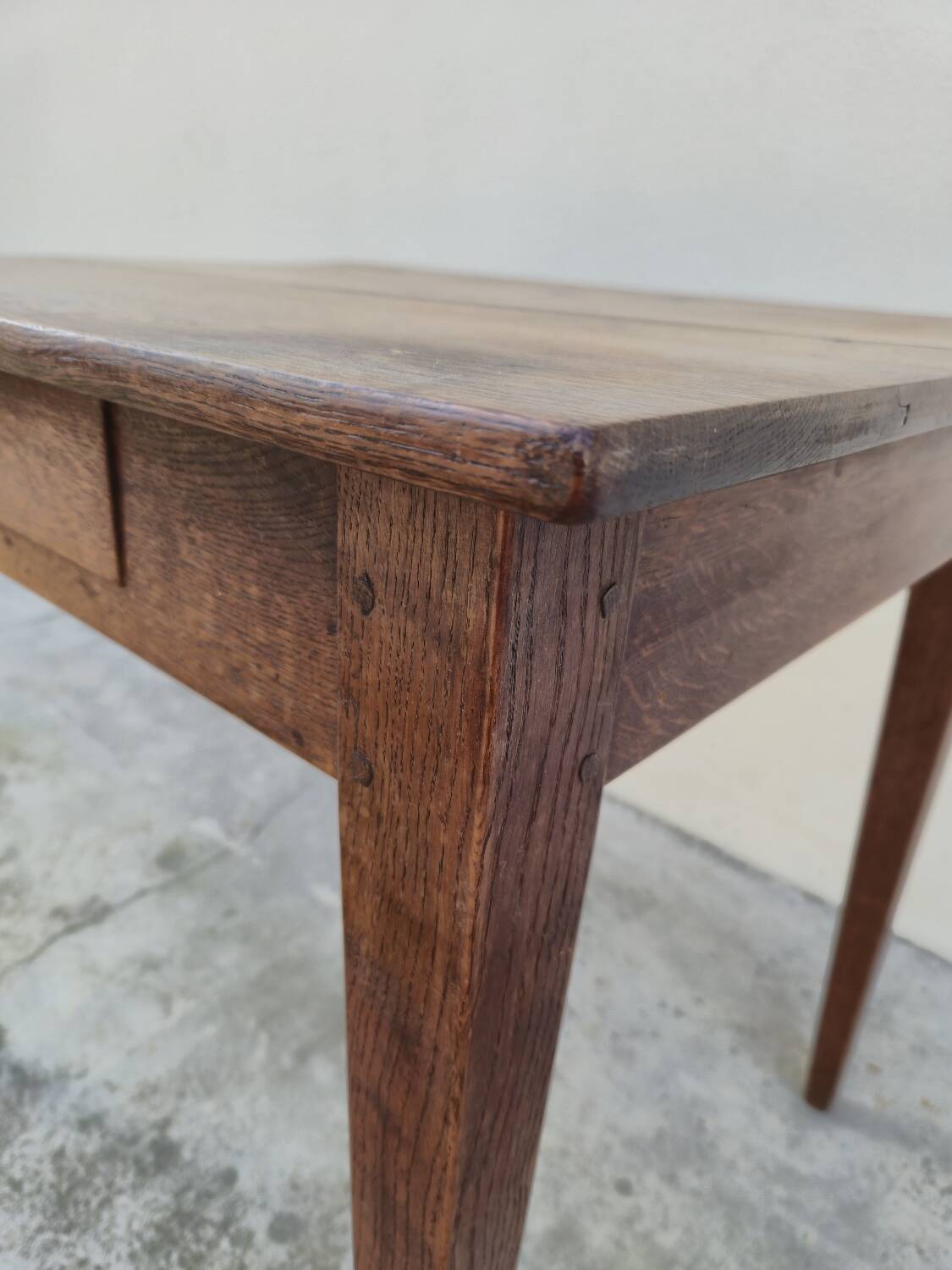 Antique rustic farmhouse table in solid oak, circa 1900s - 84cm