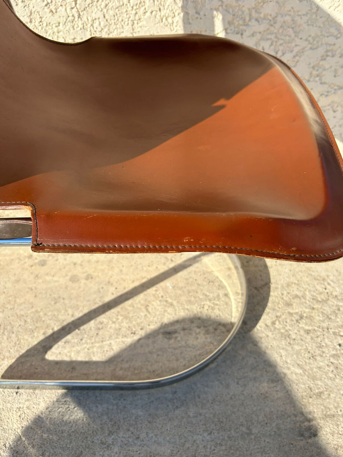 Pair of leather and chromed metal chairs year 70