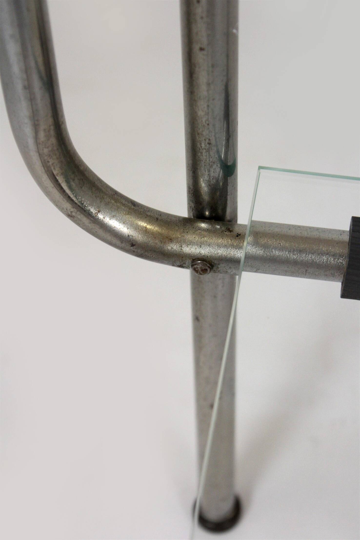 Large Bauhaus Functionalist Plant Stand in Chromed Steel and Glass, Former