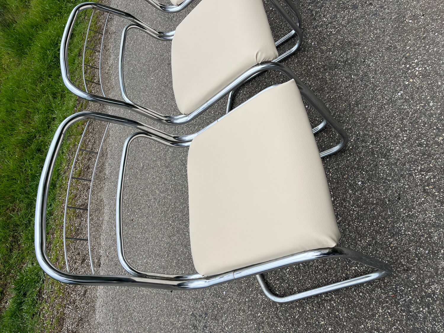 Circa chrome chairs year 1960