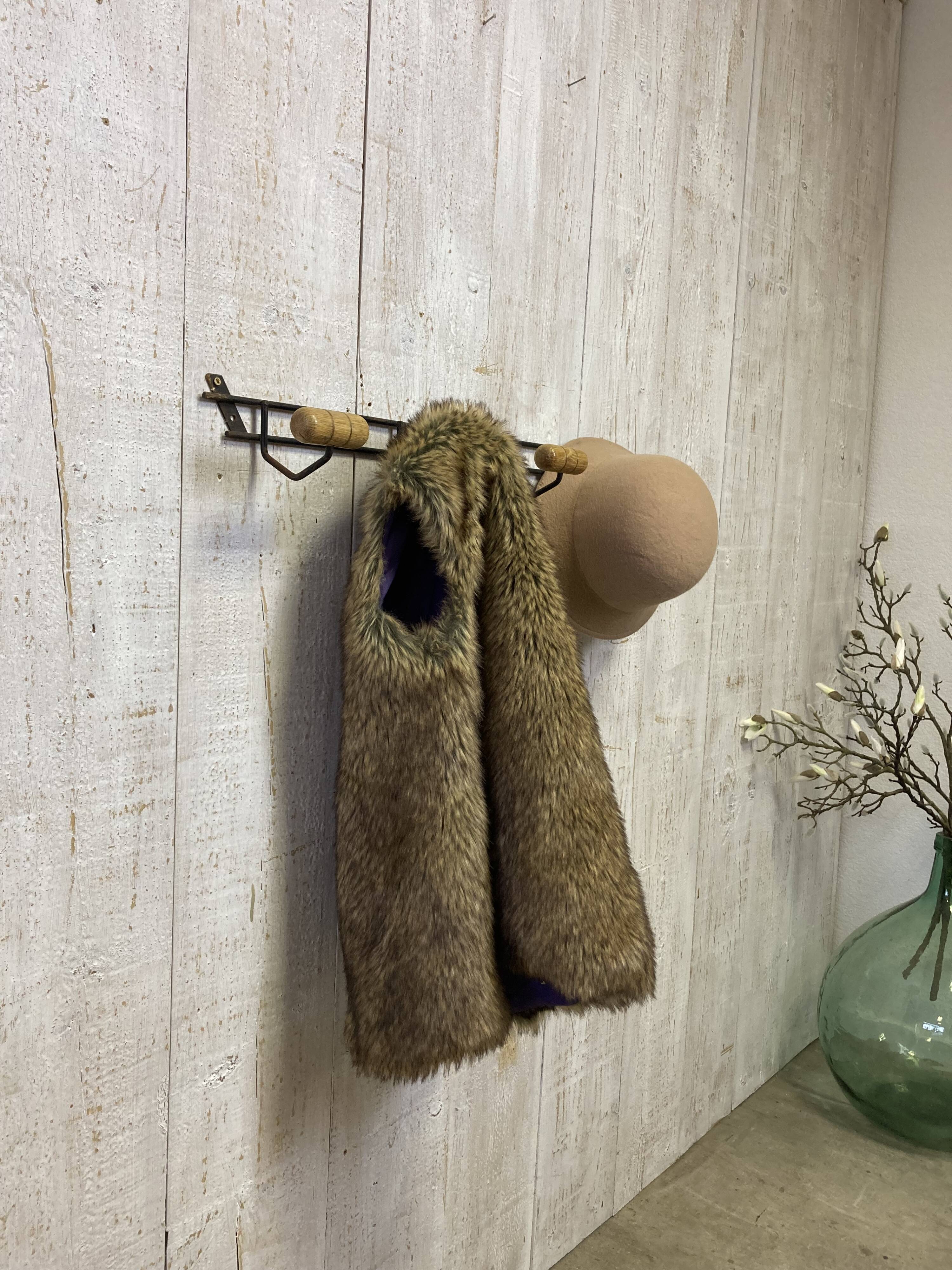 Bistro coat rack