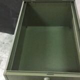 Caison of industrial office