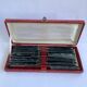 12 Couteaux lames inox bouts ronds / manches Bakélite effet nacré / Prulhière La Béquille + Coffret / Années 50