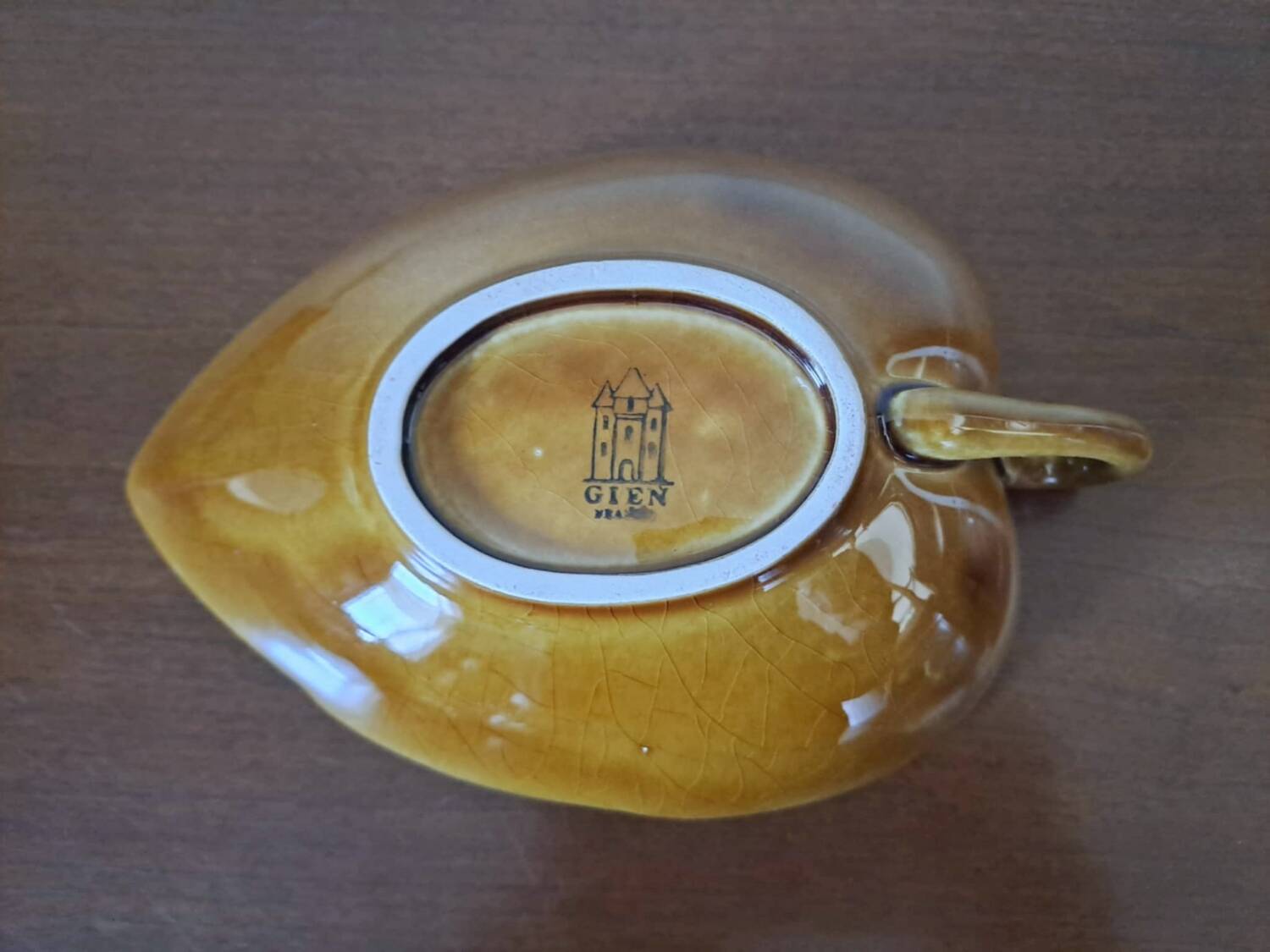 2 Gien serving dishes or trays