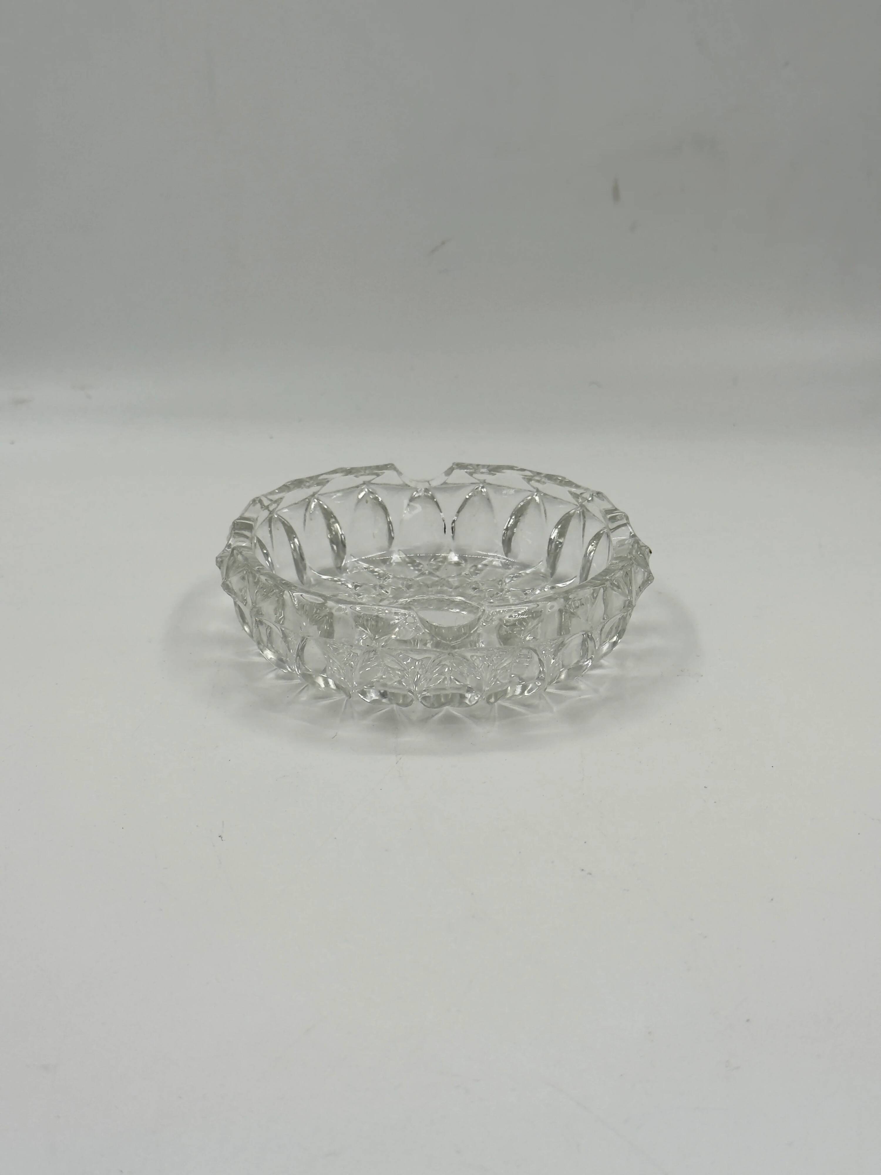 Cendrier vintage en verre cristal taillé