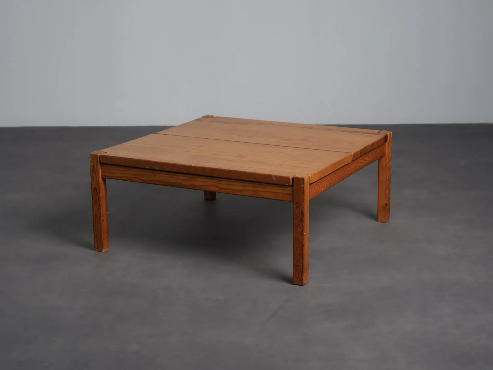 “Hongisto” pine coffee table by Ilmari Tapiovaara for Laukaan Puu, Finland, 1960s