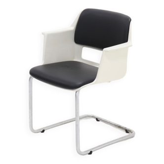 Gispen Stratus Chair by A.R. Cordemeijer 1960s