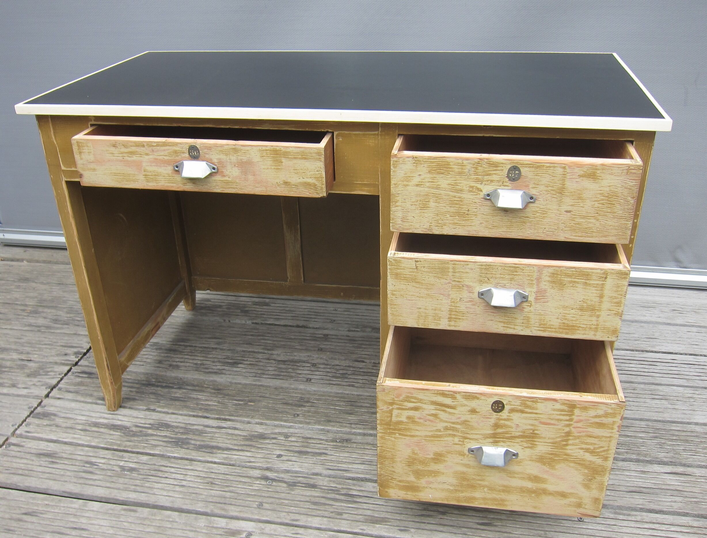 Office 1940 patina sand tray black