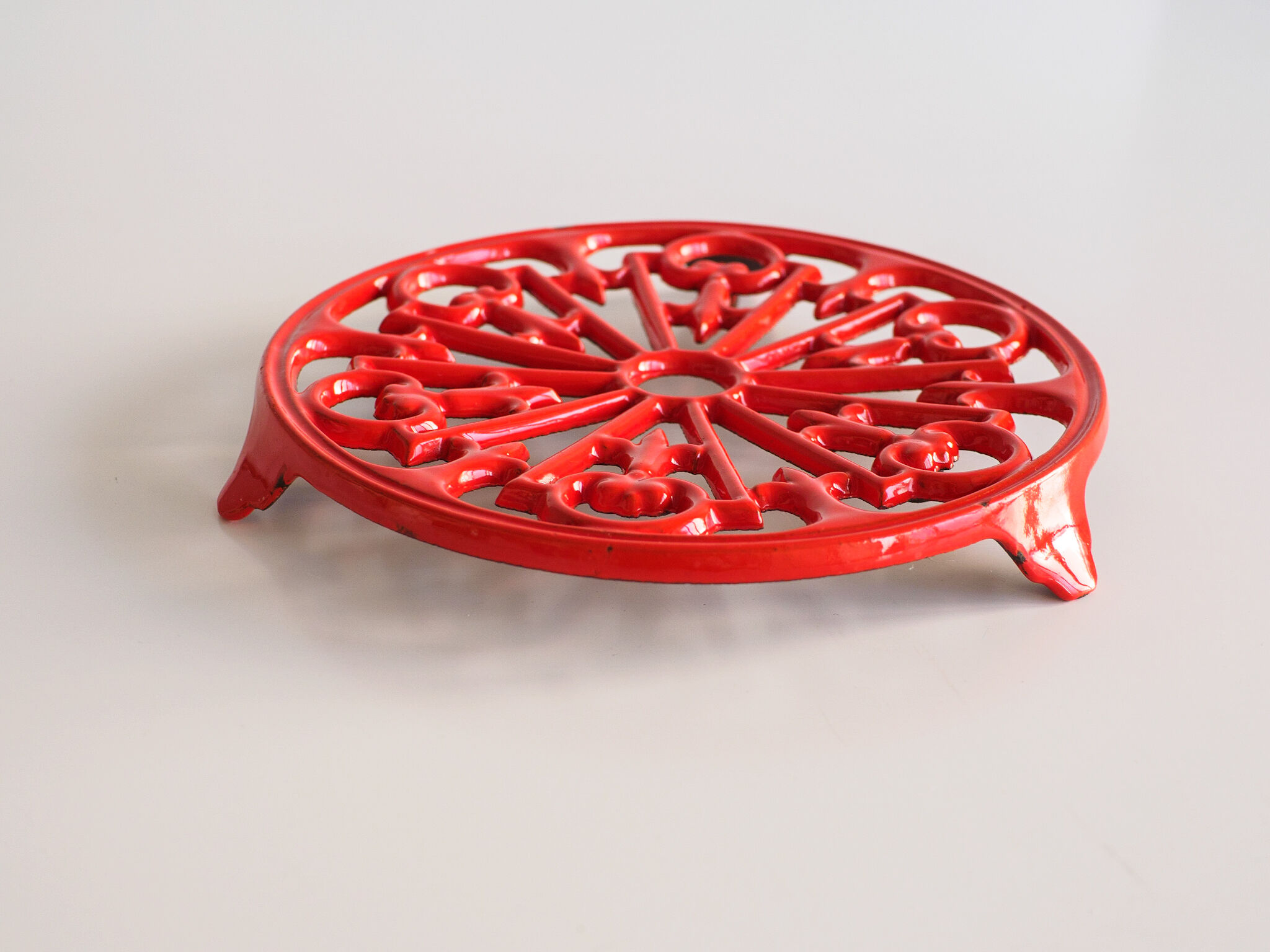 Red cast iron flat