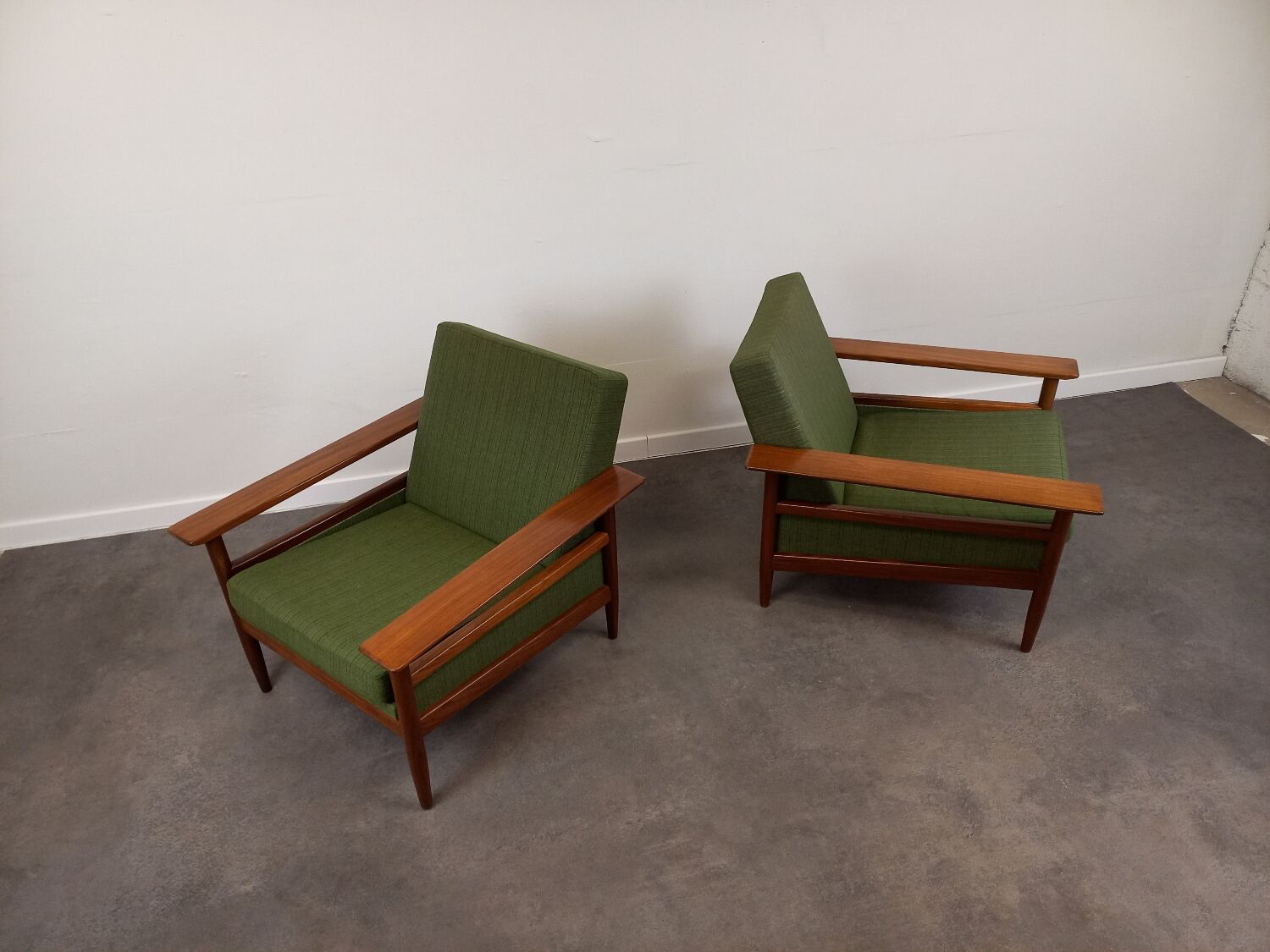 Paire de fauteuils scandinave