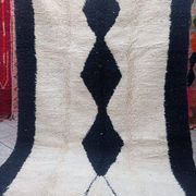 Handmade traditional artisan rug size 200/300 cm.