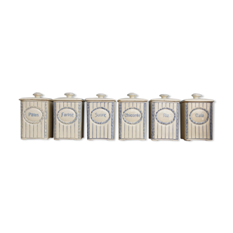 Series of porcelain spice pots