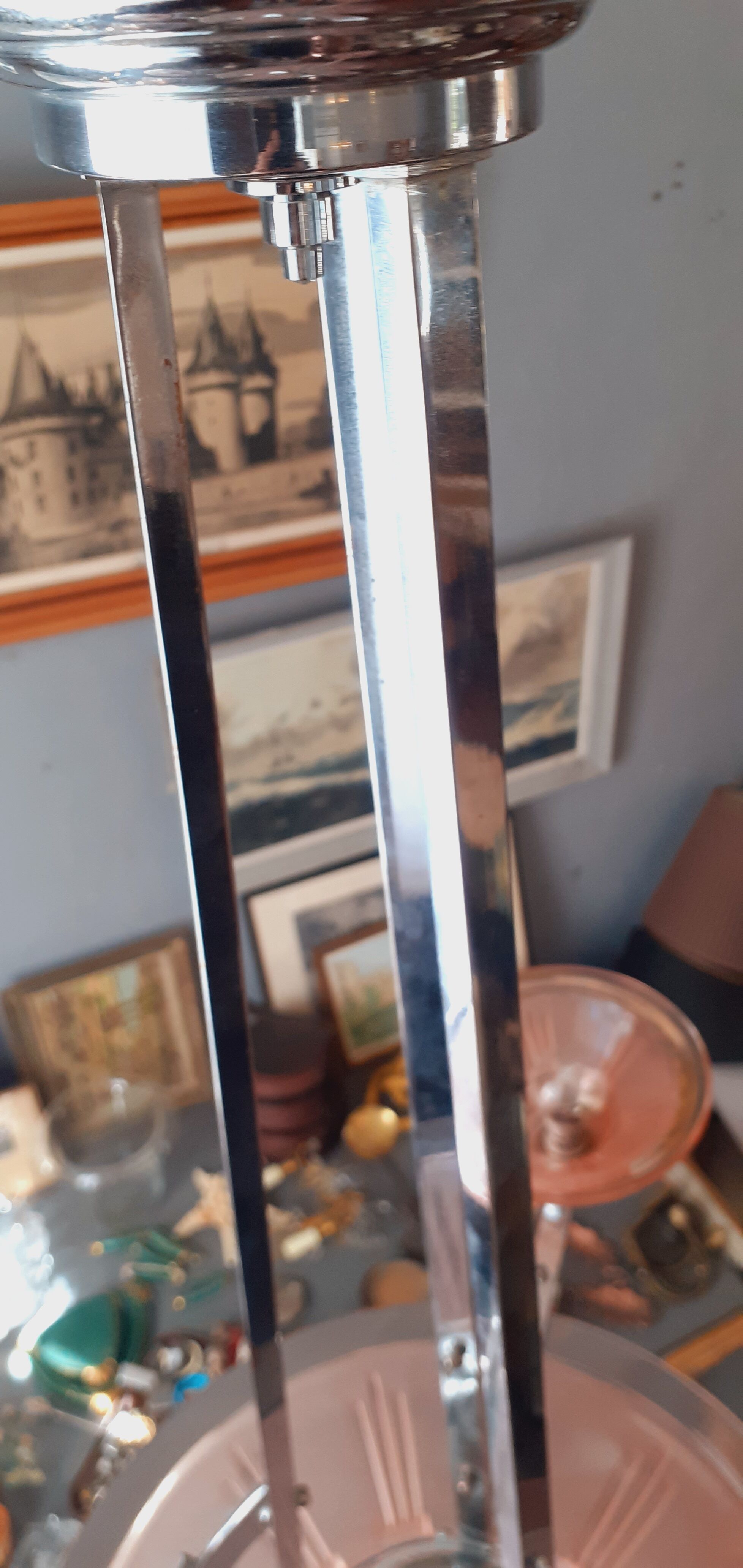 Lustre 1930 art déco en bronze chromé et verrerie moulée