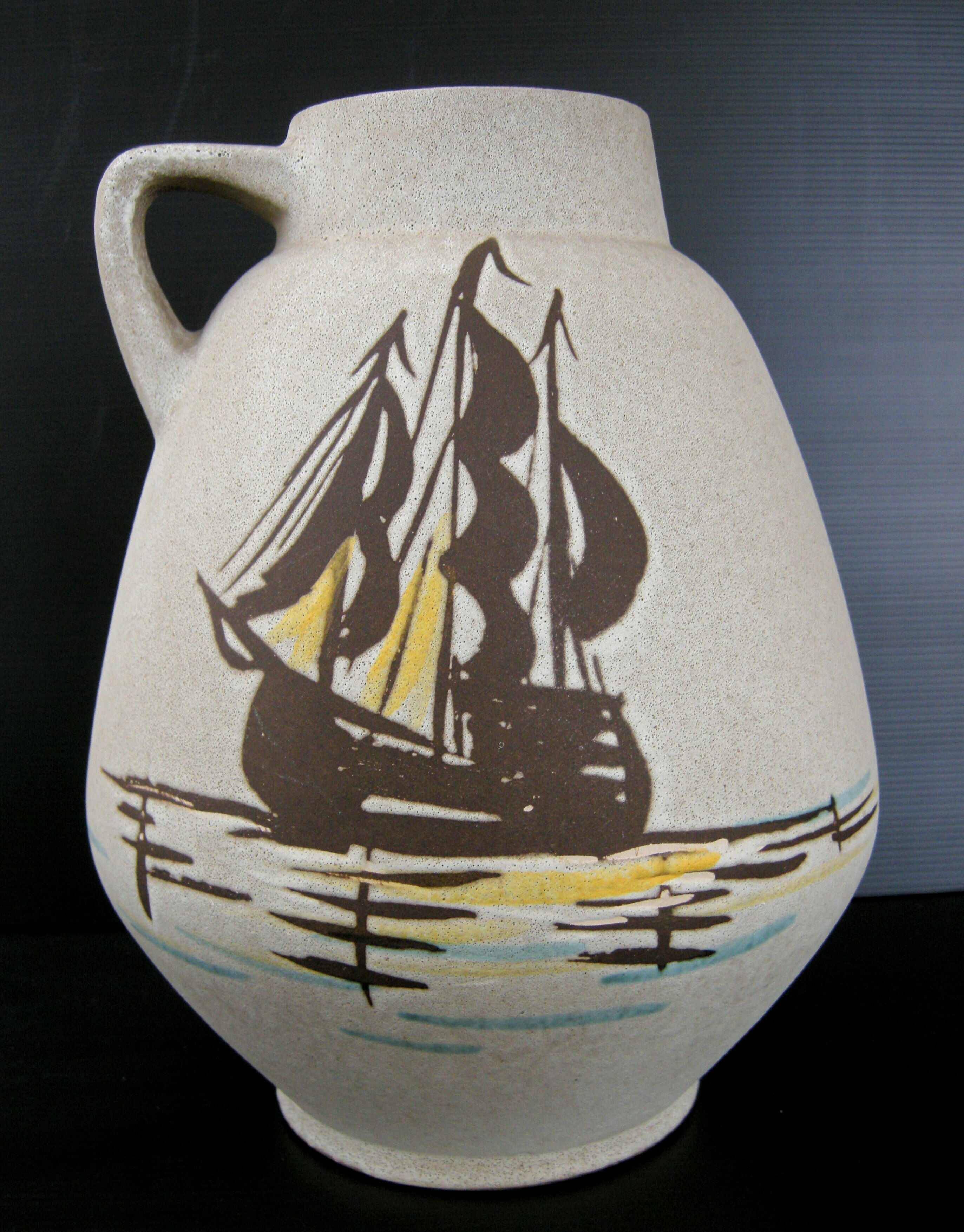 Vintage vase 1960 ceramic boats