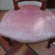 Chaise basse en velours rose